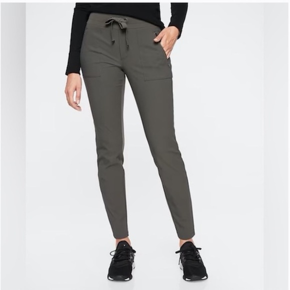 Athleta Headlands Hybrid Mid Rise Pants Size 4 - Picture 3 of 13